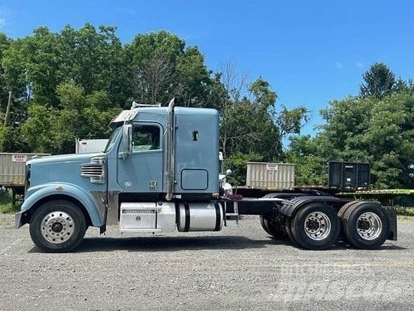 Freightliner 122SD Autotractoare
