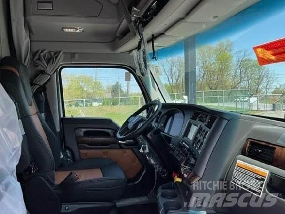 Kenworth T680 Autotractoare