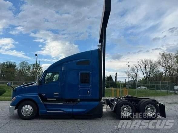 Kenworth T680 Autotractoare