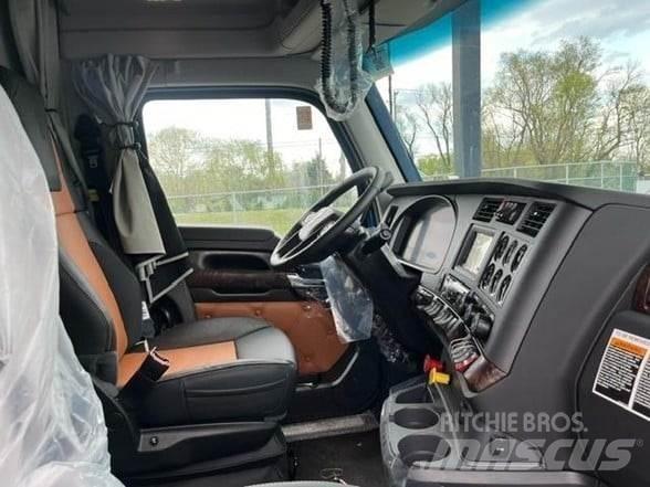 Kenworth T680 Autotractoare