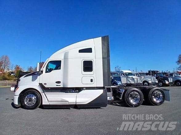 Kenworth T680 Autotractoare