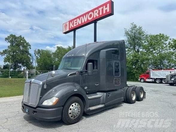 Kenworth T680 Autotractoare