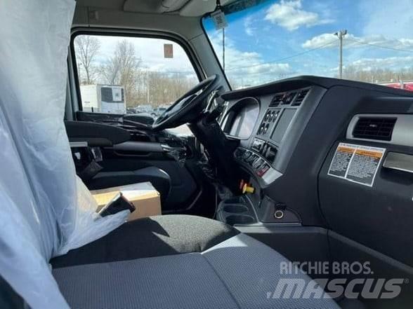 Kenworth T680 Autotractoare