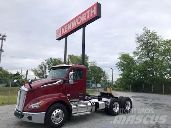 Kenworth T680 Autotractoare