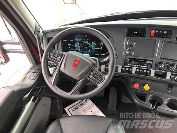 Kenworth T680 Autotractoare