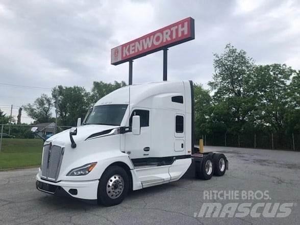 Kenworth T680 Autotractoare