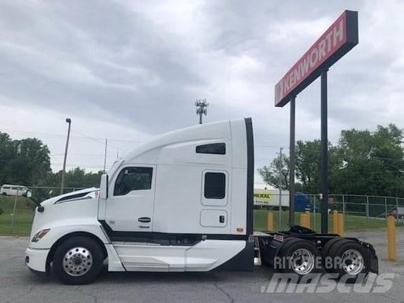 Kenworth T680 Autotractoare