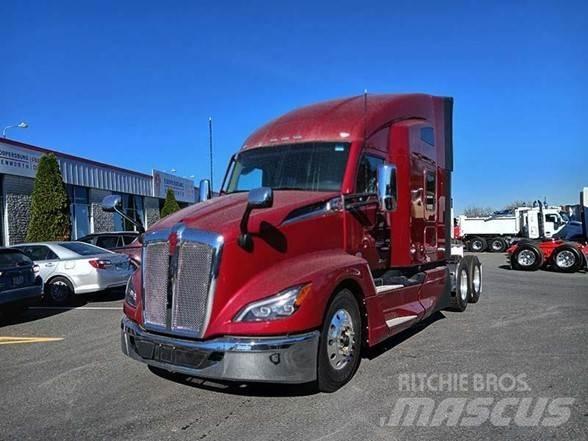 Kenworth T680 Autotractoare