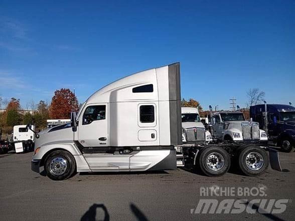 Kenworth T680 Autotractoare