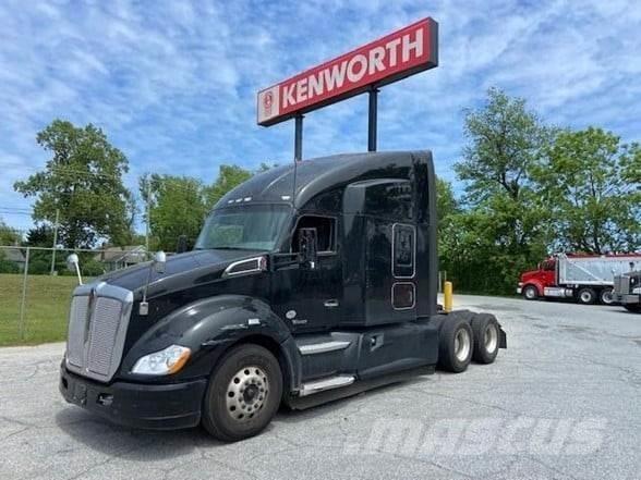 Kenworth T680 Autotractoare
