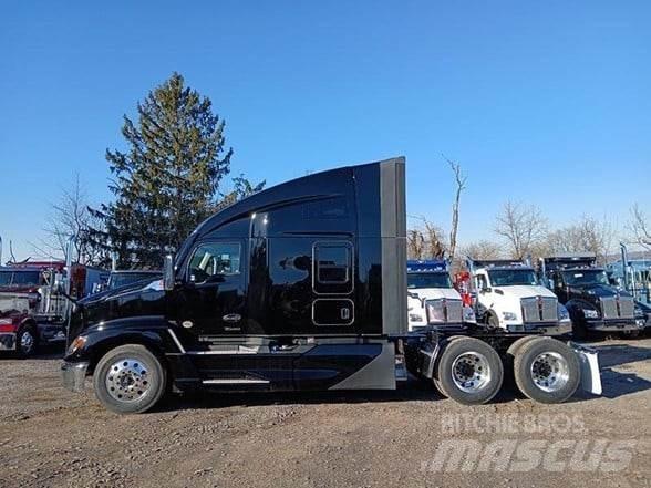 Kenworth T680 Autotractoare