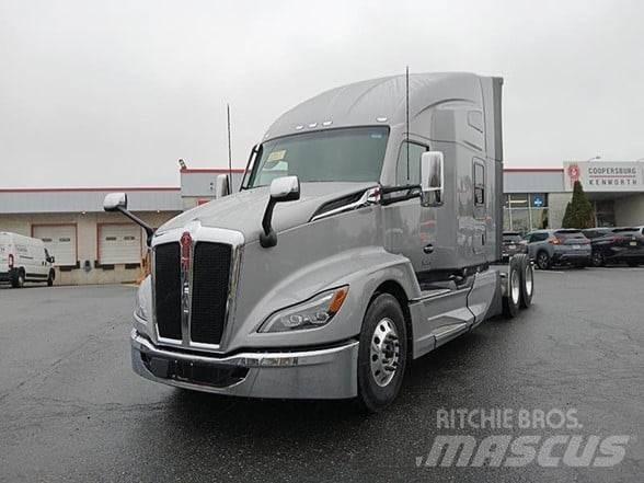 Kenworth T680 Autotractoare