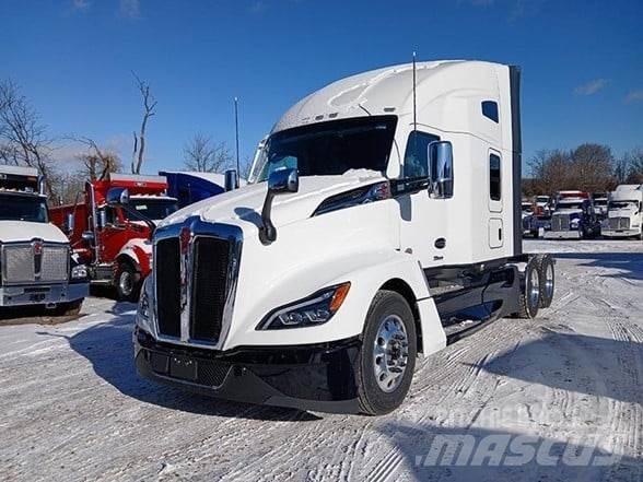 Kenworth T680 Autotractoare
