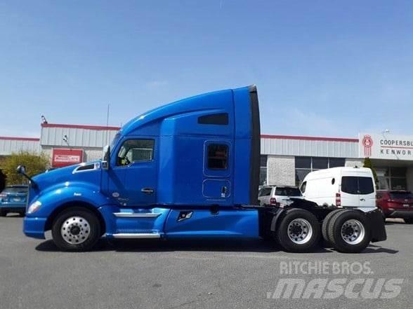 Kenworth T680 Autotractoare