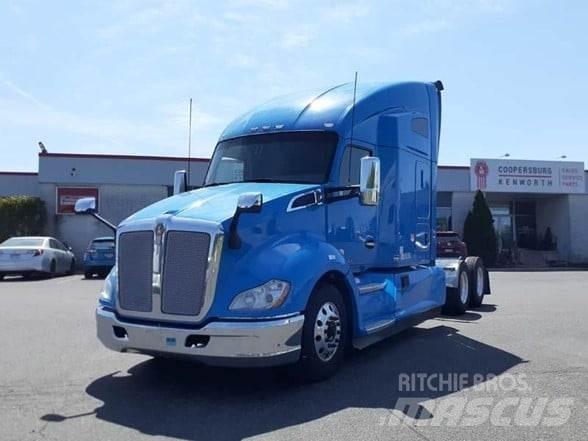 Kenworth T680 Autotractoare