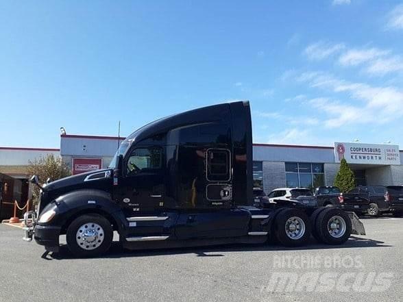 Kenworth T680 Autotractoare