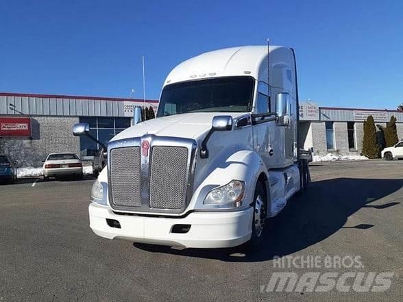Kenworth T680 Autotractoare