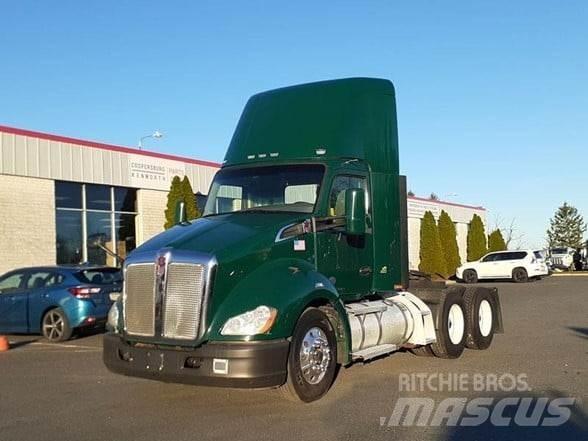 Kenworth T680 Autotractoare