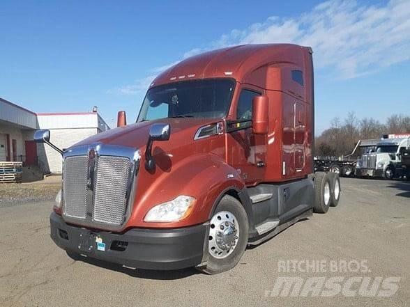Kenworth T680 Autotractoare