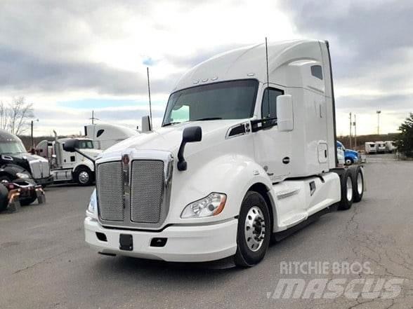 Kenworth T680 Autotractoare