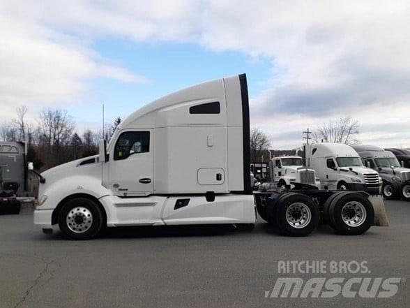 Kenworth T680 Autotractoare