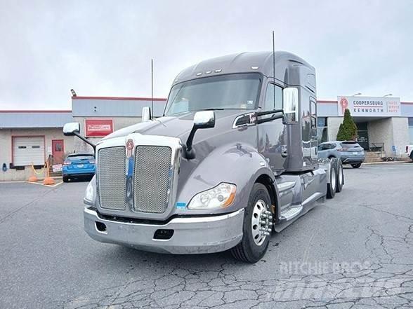Kenworth T680 Autotractoare