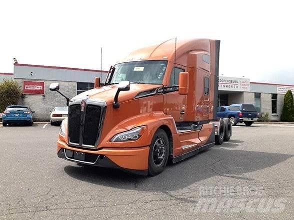 Kenworth T680 Autotractoare