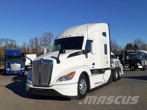 Kenworth T680 Autotractoare