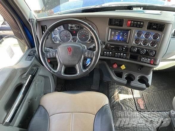 Kenworth T680 Autotractoare