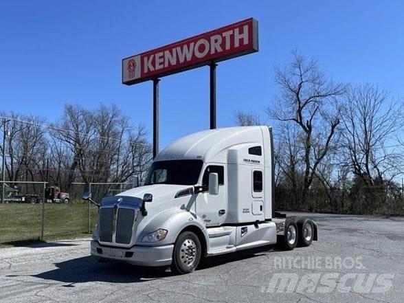 Kenworth T680 Autotractoare