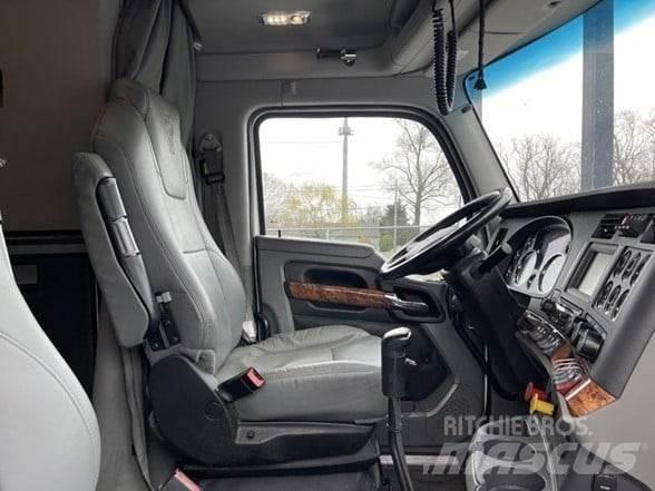 Kenworth T680 Autotractoare