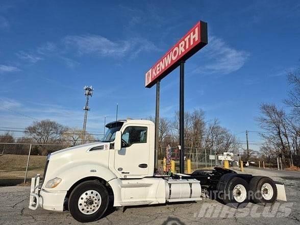 Kenworth T680 Autotractoare