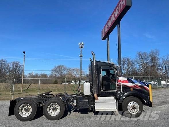 Kenworth T800 Autotractoare