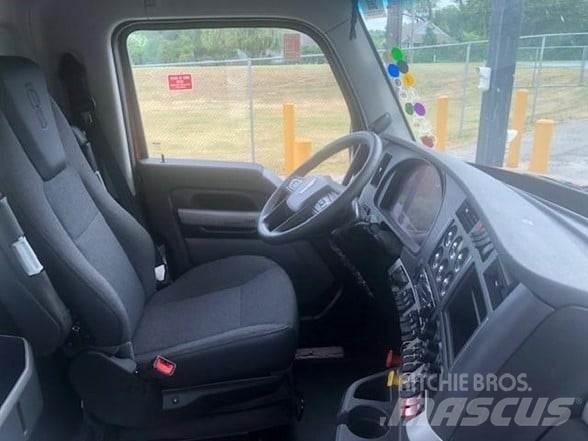 Kenworth T880 Autotractoare