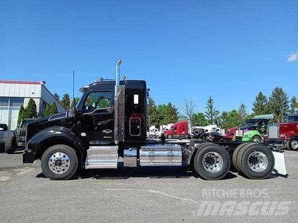 Kenworth T880 Autotractoare