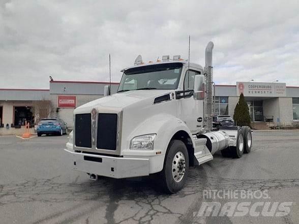Kenworth T880 Autotractoare