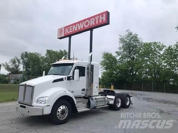 Kenworth T880 Autotractoare
