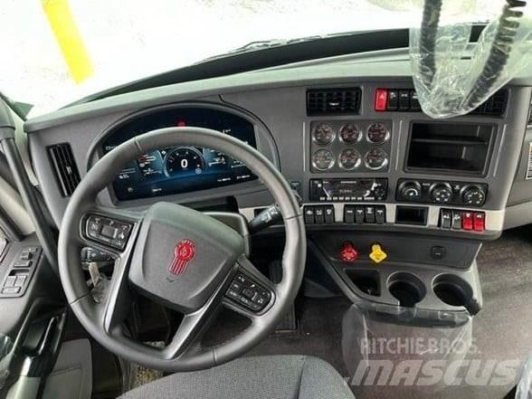 Kenworth T880 Autotractoare