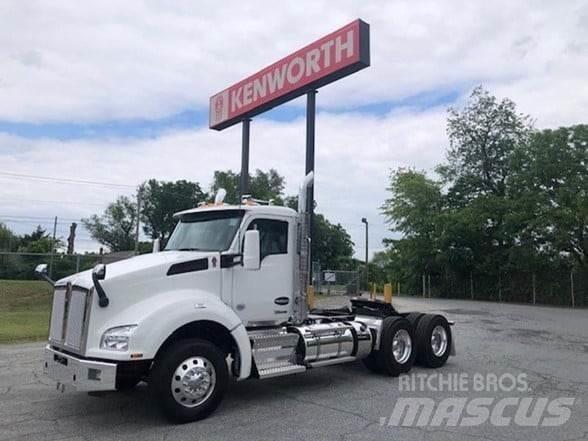 Kenworth T880 Autotractoare