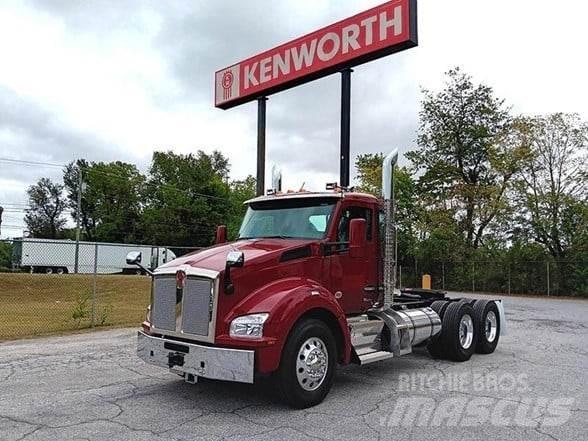 Kenworth T880 Autotractoare