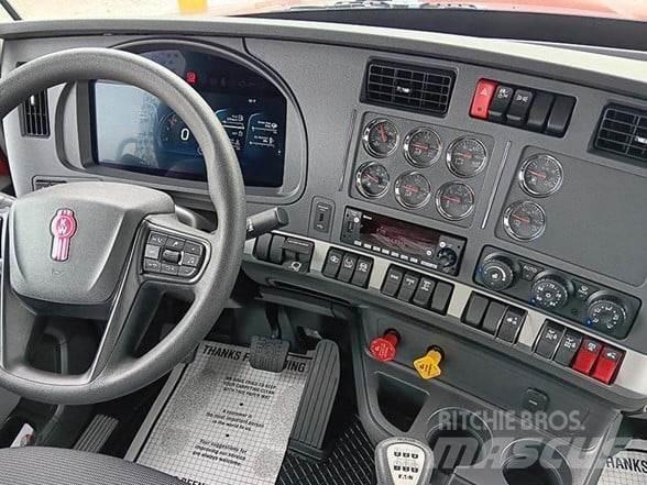 Kenworth T880 Autotractoare