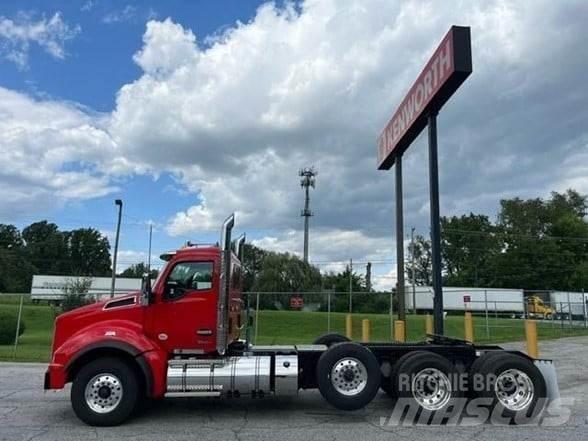 Kenworth T880 Autotractoare