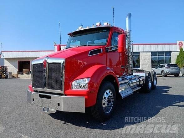 Kenworth T880 Autotractoare