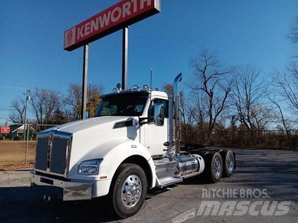 Kenworth T880 Autotractoare