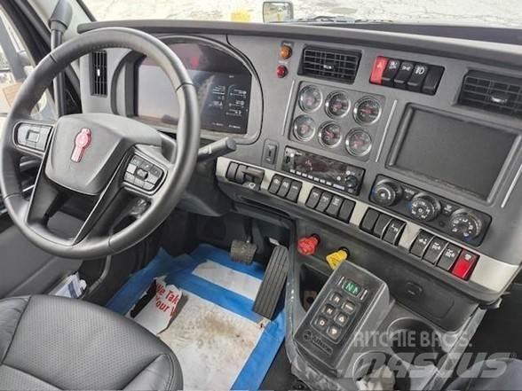 Kenworth T880 Autobasculanta