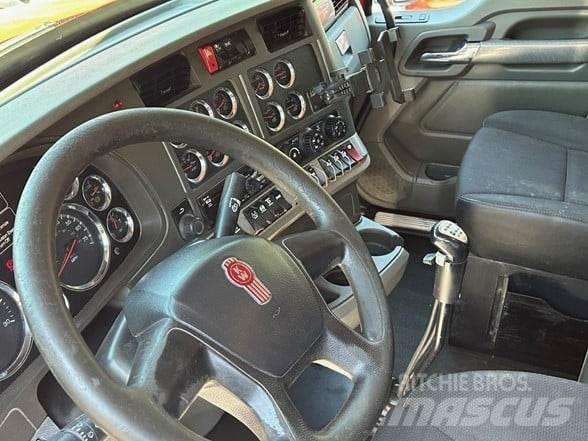 Kenworth T880 Autobasculanta