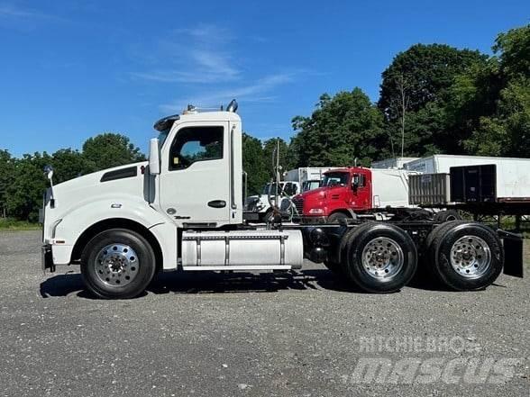 Kenworth T880 Autotractoare