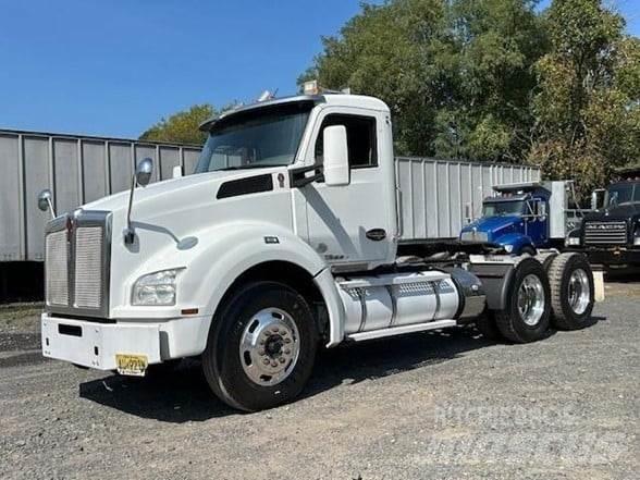 Kenworth T880 Autotractoare