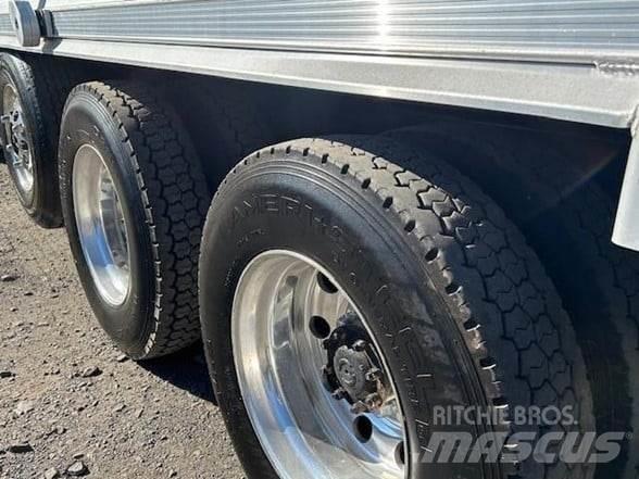 Kenworth T880 Autobasculanta
