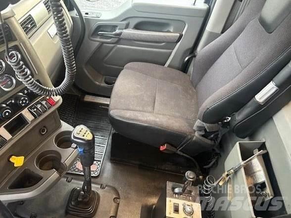 Kenworth T880 Autobasculanta